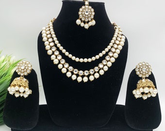 Collana Kundan non tagliata con perle-Matrimonio indiano Etnico Sposa / Gioielli damigella d'onore-Collana a strati Kundan bianca Set con maang tikka, orecchino