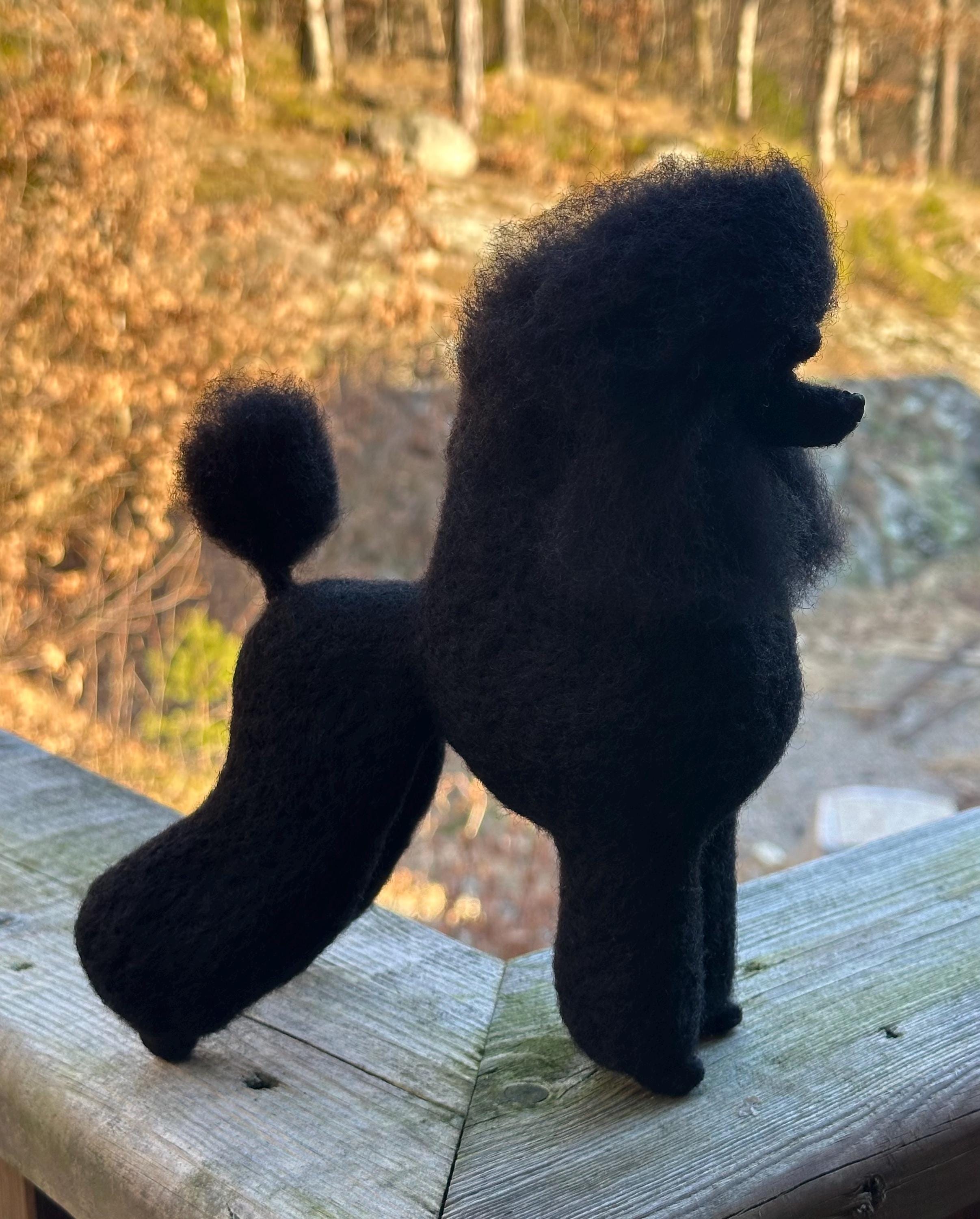 Black poodle sculpture - Etsy 日本