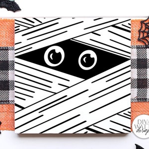 Mummy SVG | Halloween Sign Design