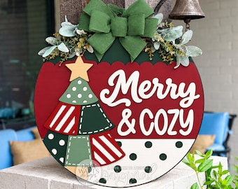 Round Door Hanger SVG Merry And Cozy Christmas Tree Sign, Whimsical Patchwork Holiday Design for Laser Cutting, Festive Front Door Decor