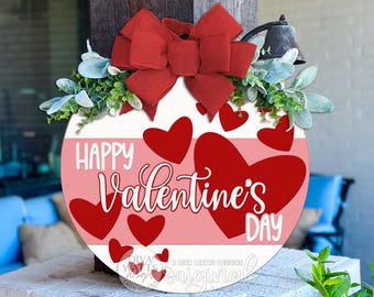 Happy Valentines Day Round Door Hanger SVG for Laser Cut, Valentine Door Sign Digital File, Heart Porch Decor DIY Laser Cut File