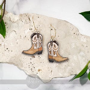 Boucle d'oreille de botte de cow-boy SVG | Fichier de coupe de boucles d'oreilles western gravées | Bijoux numériques DIY pour Glowforge xTool | Style campagnard SVG