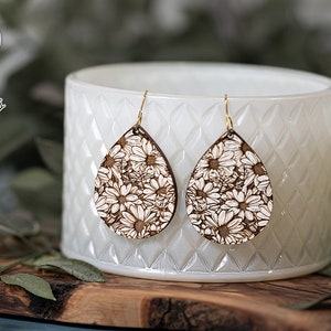 Daisy Earrings SVG | Tear Drop Laser Earrings | Flowers Dangle Earrings