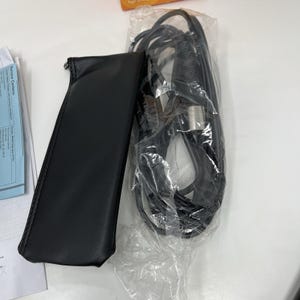 Shure SV200 Vocal Microphone with On/Off Switch, 15ft XLR Cable, Pouch & Clip image 8