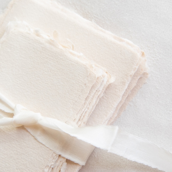 Handgeschöpftes Papier Beige Sand, Büttenpapier aus Baumwolle in mehreren Größen, Papier handgeschöpft, Handgeschöpftes Büttenpapier Beige