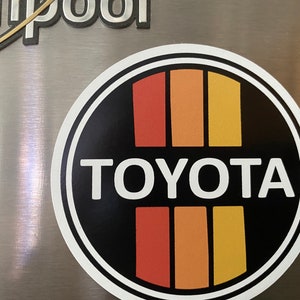 3 Streifen Toyota Logo Magnet: Land Cruiser, 4 Runner, FJ Cruiser Geschenk