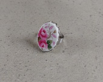 Broken china floral ring, Chinese porcelain repurposed ring, Broken plate jewelry, Beach Pottery ring