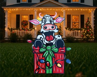 cow Christmas yard signs, outdoor Christmas decor funny cow yard art garden decor, cow gifts for cow lovers, farm Christmas lawn cutout