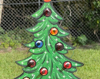 Christmas Yard Art- Christmas Tree with lights