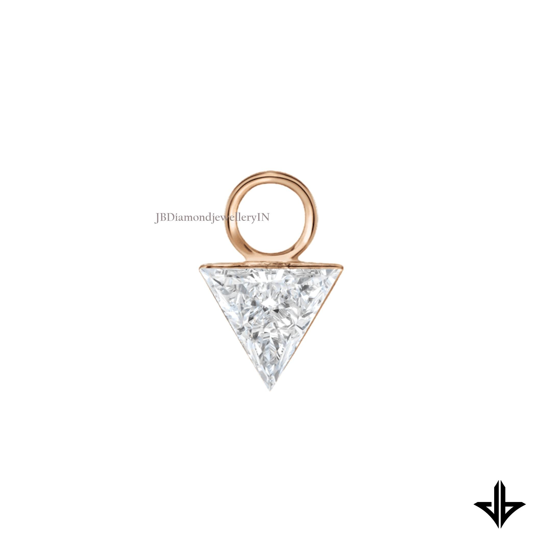 インビジブルセット トライアングル ダイヤモンドチャーム | 4mm