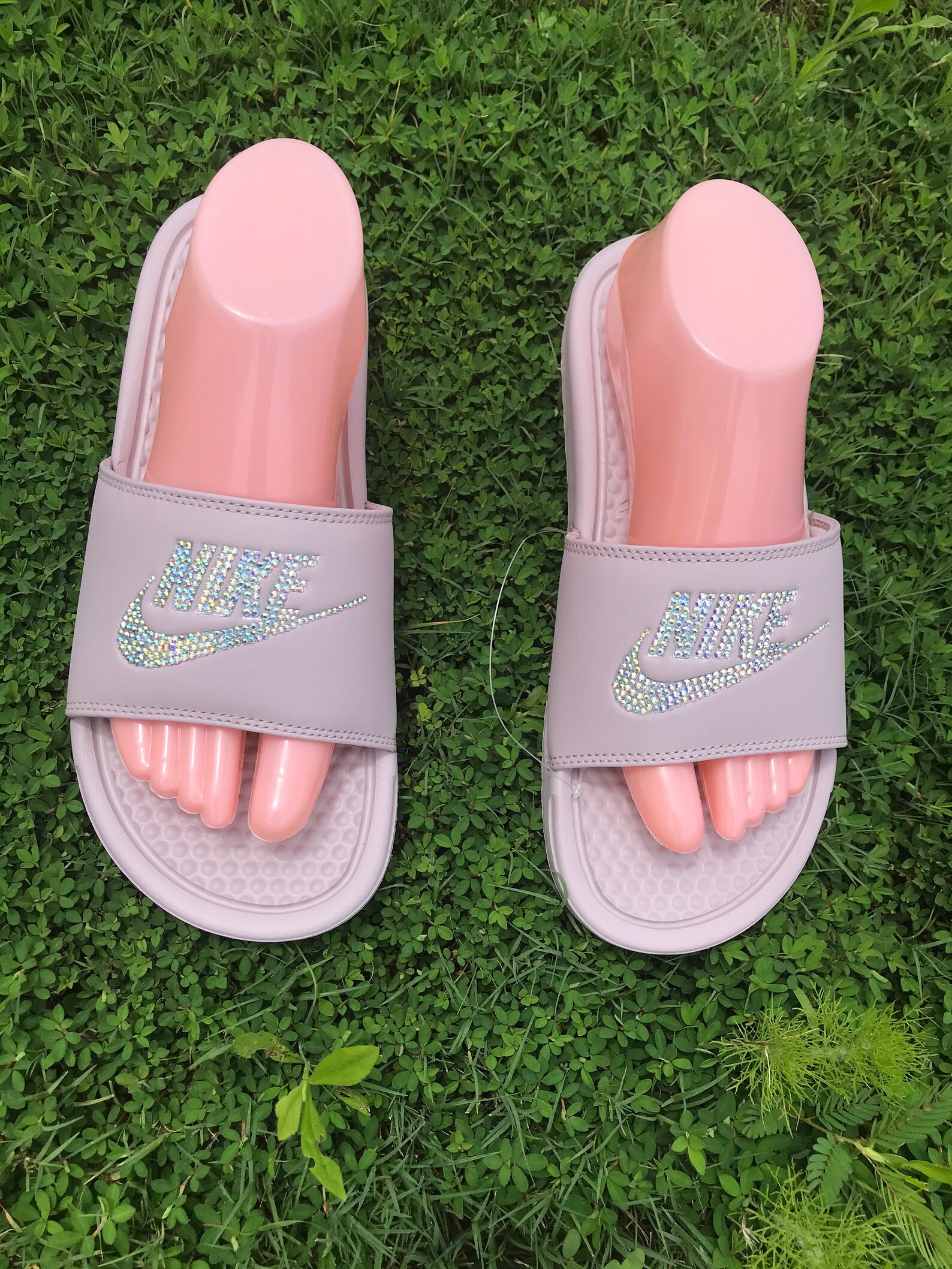 nike slides little burgundy