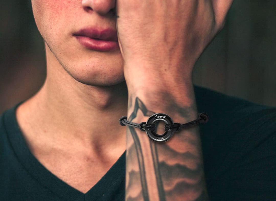 こちら本日最終日！Circle of wisdom Bracelet Urn Bracelet, Custom Engraved Bracelet, Eternity Circle of