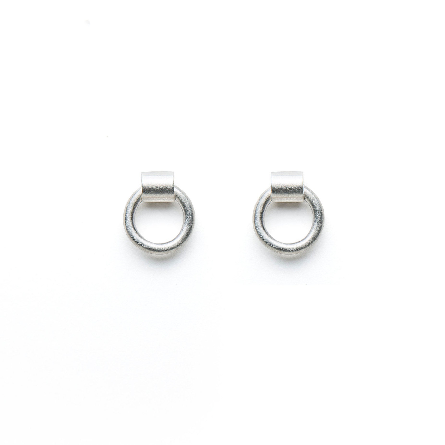 minimalist silver stud earrings