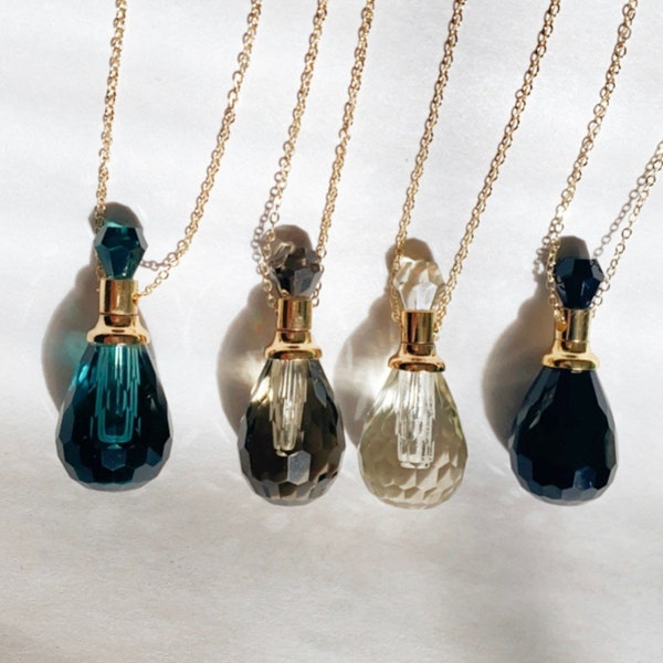 Crystal vial essential oil necklace, essential oils, youngliving, young living, yleo, doterra,essential oil gift, perfume necklace