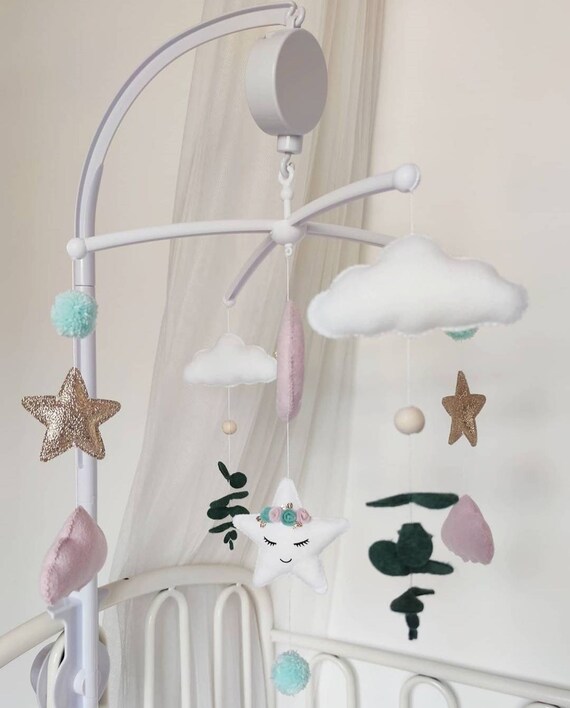 Mobile Musical Bebe Fille Eucalyptus Etoile Et Couronne De Etsy Mobile Musical Bebe Fille Eucalyptus Etoile Et Couronne De Etsy
