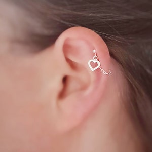 Helix Cartilage Earring. 925 Sterling Silver Heart Earring. Silver Chain and Stud. Helix Piercing