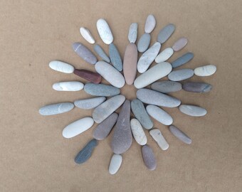 40 Flat and Raw Thin Stone Fingers, Pebbles Small Stone Sticks, Oblong Pebbles, Small Elongated Beach Stones, Art and Craft Stones