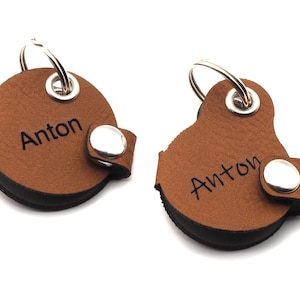 Dog tag bag with push button engraving Brown made of imitation leather engraved on both sides Diameter approx. Ø30mm image 2