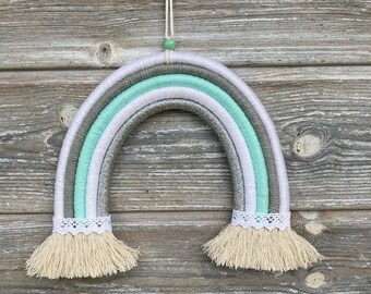 Makramee Regenbogen in mint grau mit Spitze Kinderzimmerdeko Wandbehang Babyzimmer Dekoration