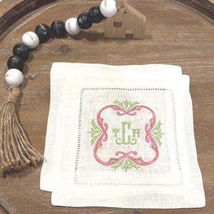 Personalizowana lniana serwetka koktajlowa, monogramy, haft niestandardowy, parapetówka, gospodyni, panna młoda, uroczystość, prezent dla mamy, wózek barowy, prezent dla dziewczyny