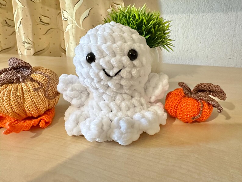 Crochet Plush Ghost PDF Pattern – Amigurumi Halloween Toy (beginner) - Etsy