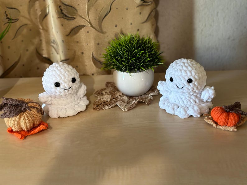 Crochet Plush Ghost PDF Pattern – Amigurumi Halloween Toy (beginner) - Etsy