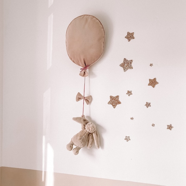 Velvet Balloon Kids Nursery Wall Hanging - Toy not included