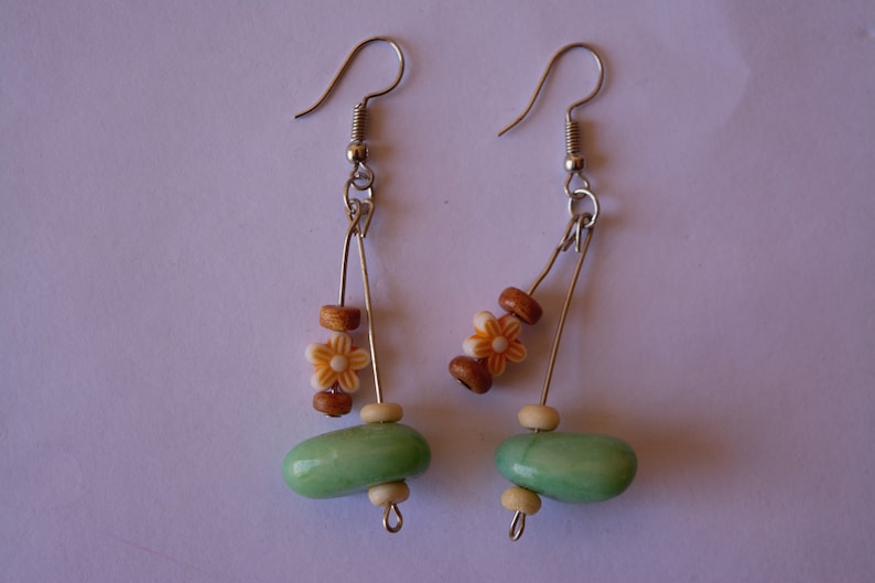 comes with a free shipping worldwide Unique handmade cute colorful stones earrings perfect for present