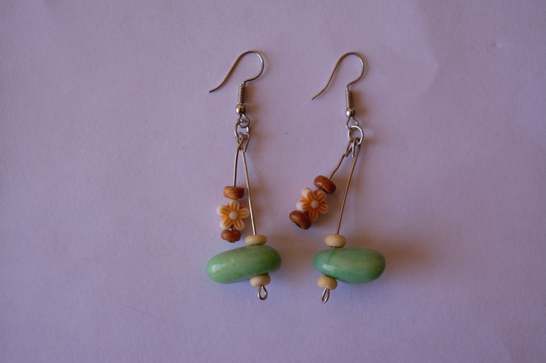 comes with a free shipping worldwide Unique handmade cute colorful stones earrings perfect for present