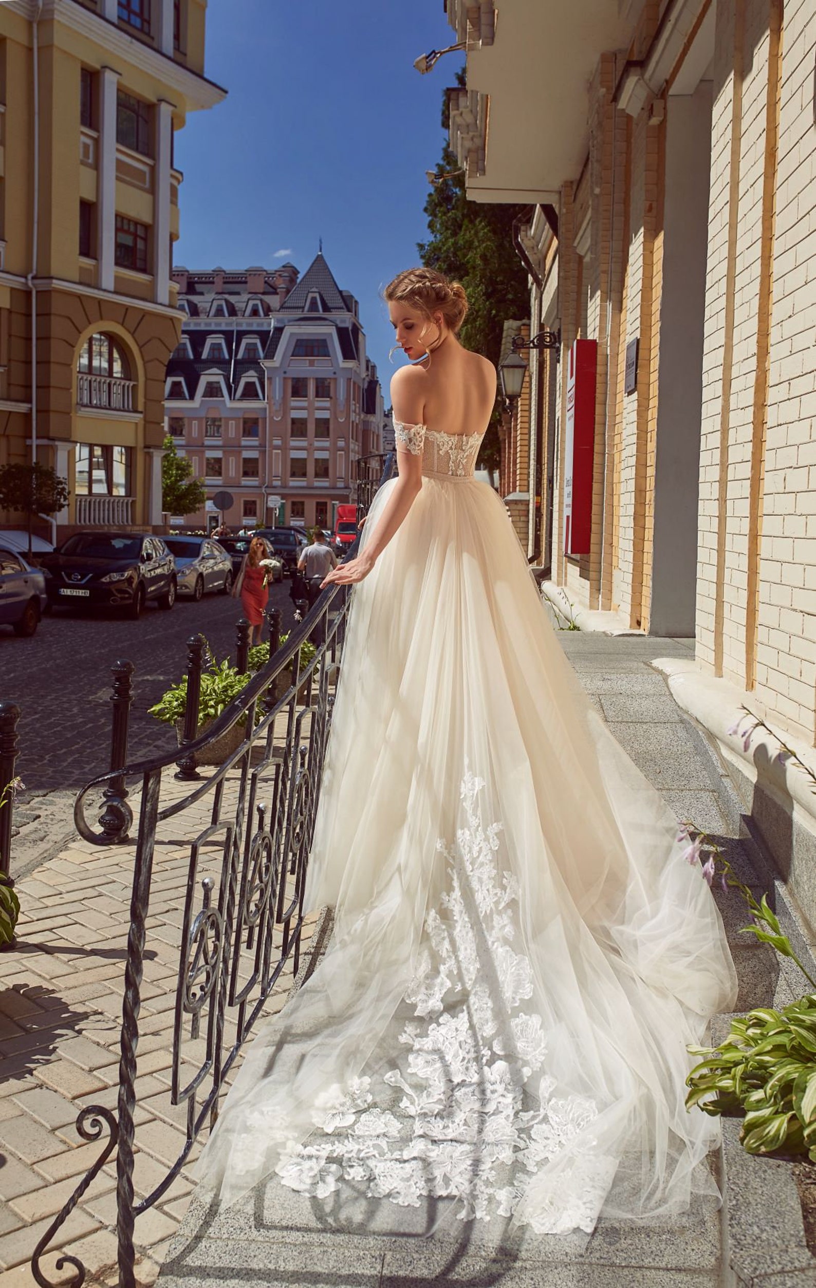 Romantic Lace Ethereal Sleeveless Floor Length Wedding Dress