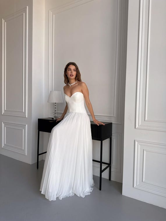pleated strapless wedding dress Strapless Pleated Tulle Sweetheart Country Bridal Dress