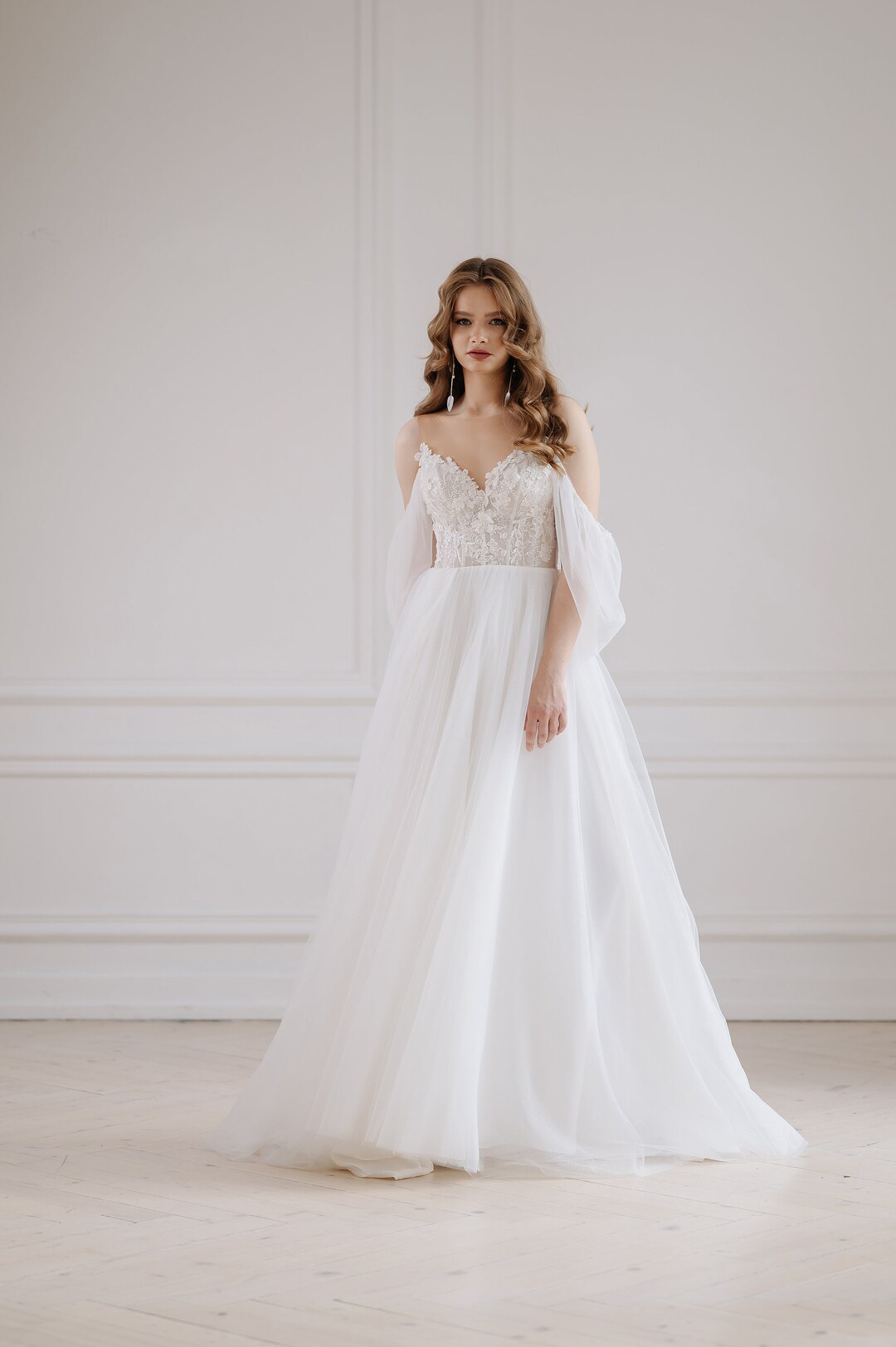 A Line Off the Shoulder Appliques Bohemian Wedding Dresses Bridal Gown