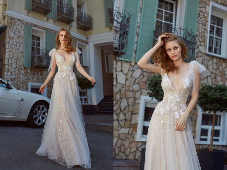 Lace Wedding Gown Beach Summer Wedding Bohemian Romantic Etsy