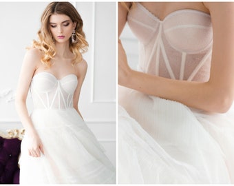 White sweetheart bridal gown, tea length reception dress, 50s midi wedding dress