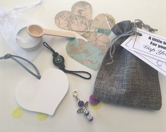 Gap year gift pouch. Bon Voyage gift