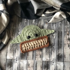 PATTERN ONLY- Baby Green Alien Applique Version Two