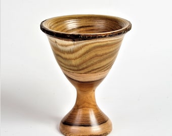 Jarrón de taza de madera hecho de árbol de vinagre