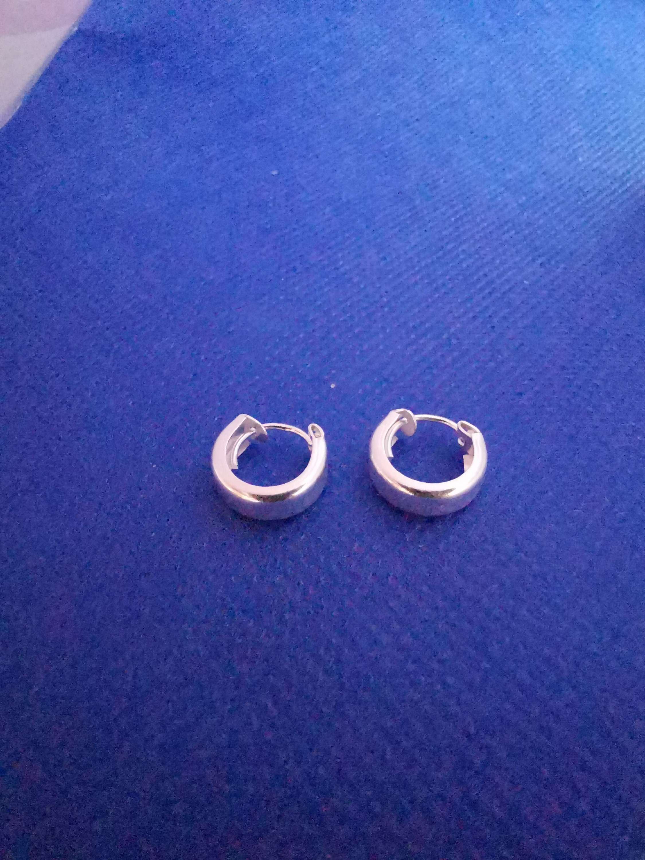 Sterling silver 925 small hoops for standard lobe piercing Etsy
