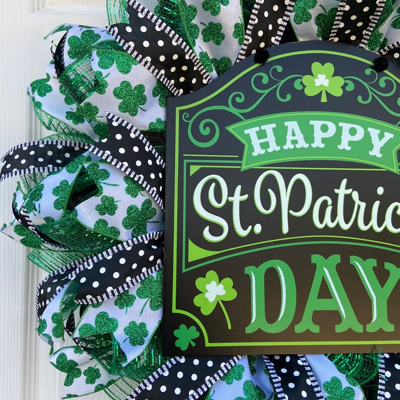 Happy St. Patrick's Day Wreath image 2