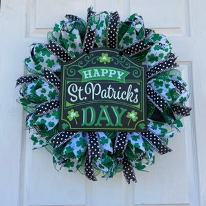 Happy St. Patrick's Day Wreath image 1