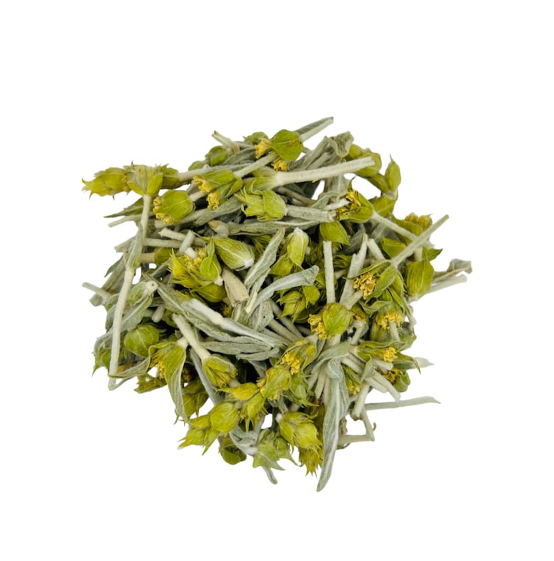 Puede incluir: Un mont&oacute;n de hojas de t&eacute; de hierbas secas verdes y amarillas.
