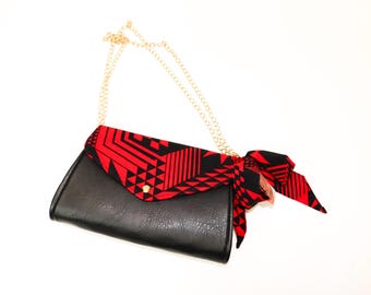 The Alice Clutch
