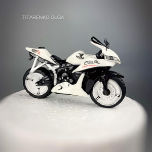 Fondant motorbike for cake -Kids birthday-Motorbike-Fondant cake topper-Cake decorations-Motorbike cake topper-Gift for boy-Birthday gift