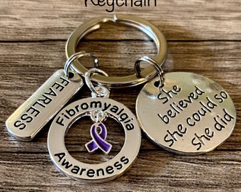 Fibromyalgia awareness fearless keychain