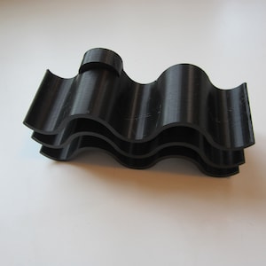 Stackable Pleco Corrugated Tile Set with Holder for Breeding and Hiding | Aquarium Cave Hideout for Catfish Shrimp and Bottom Dwellers