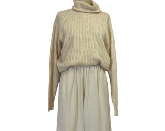 cream lambswool angora turtleneck sweater minimalist vintage pullover jumper M