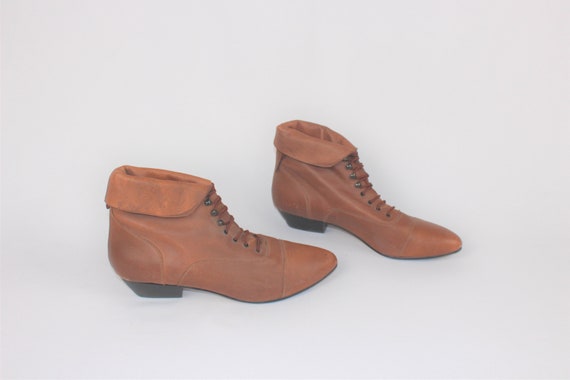 fold down lace up booties 80s pointy sienna leathe