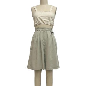 neutral long cotton shorts 80s vintage minimalist high waist pleated khaki culottes M