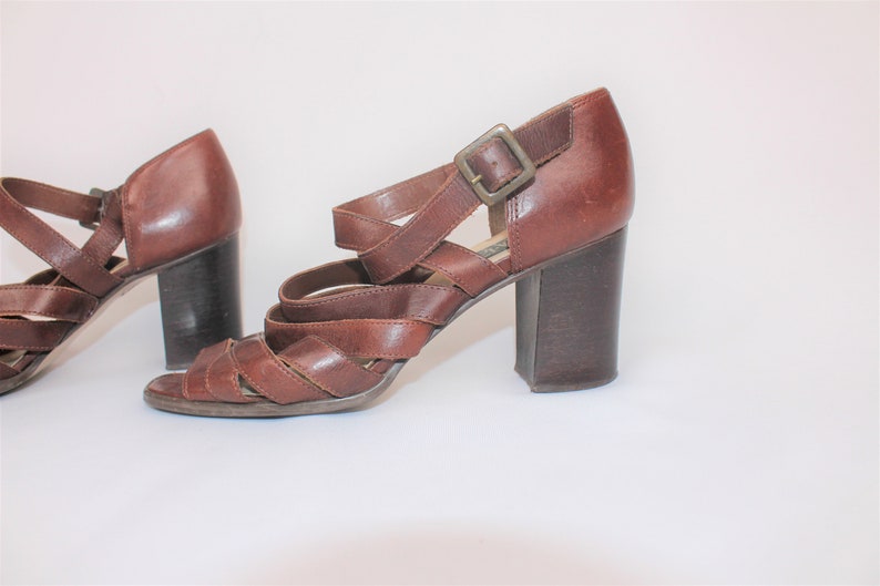 brown strappy sandals chunky heel