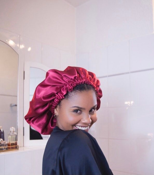 Gorra de satén para proteger el cabello afro y los rizos al dormir, Abija,  rojo, JEN por el cuidado del cabello rizado